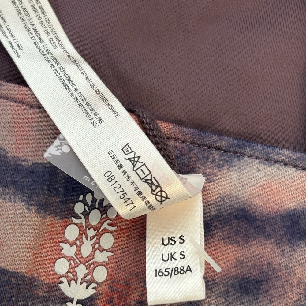 NWT Free People Beat The Heat Reversible Printed Sports Bra - Picture 8 of 9